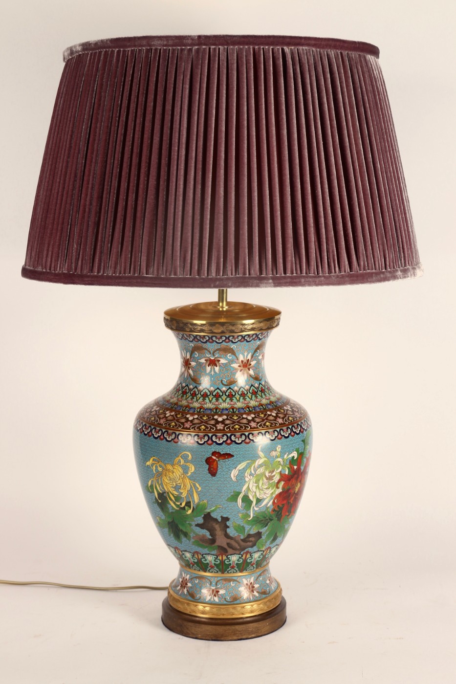 Cloisonné lamp