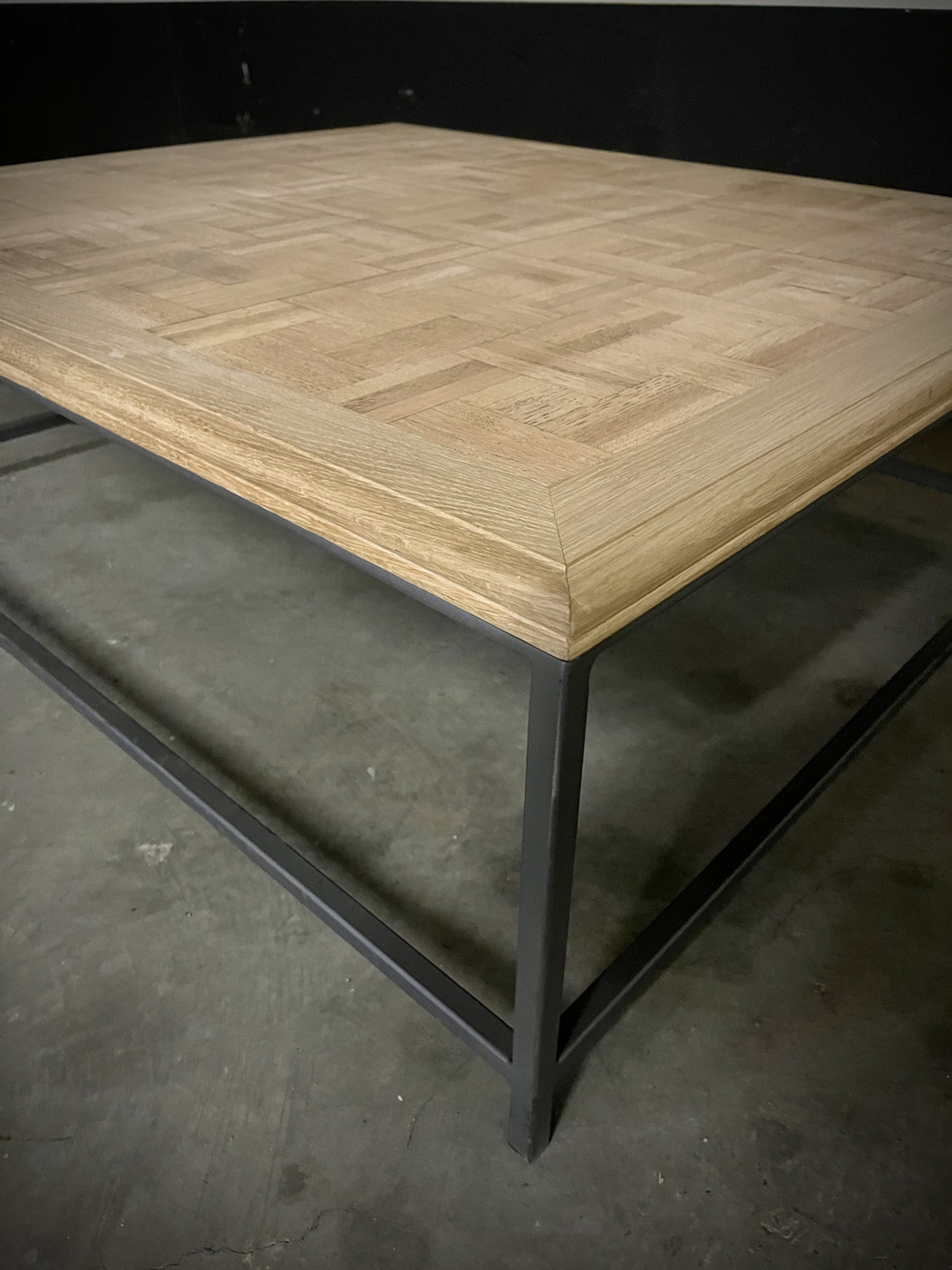 Coffee table with oak parquetry top