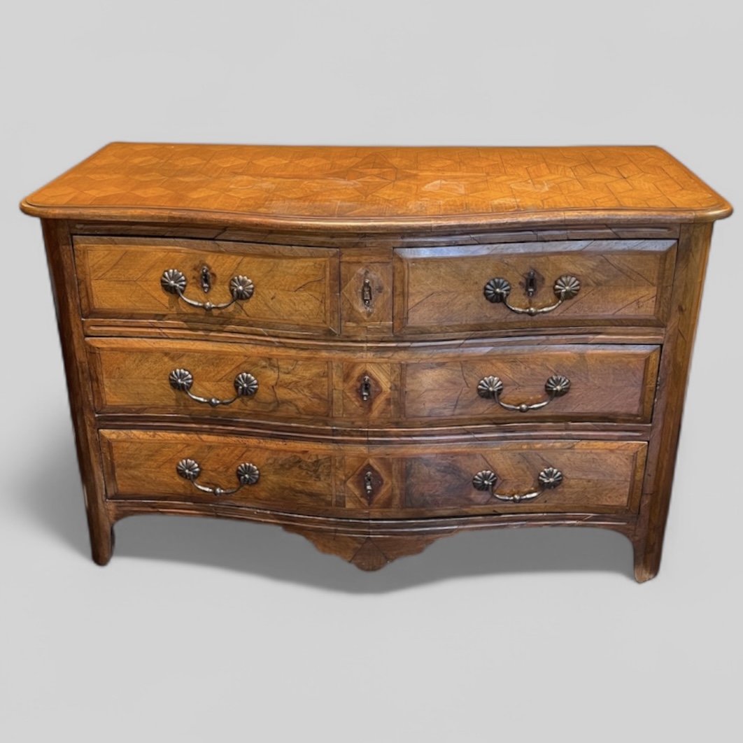 Chest of drawers in parqetry walnut , French circa 1800
