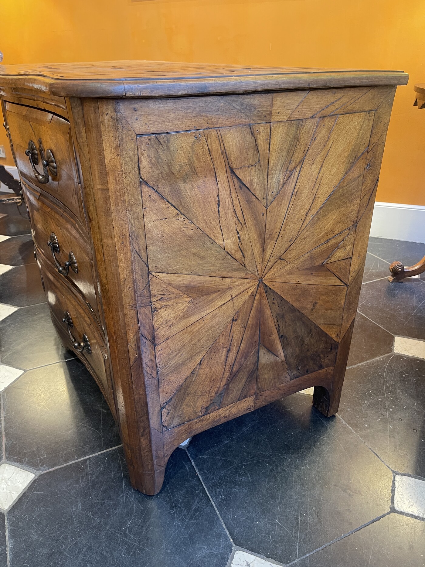 Chest of drawers in parqetry walnut , French circa 1800
