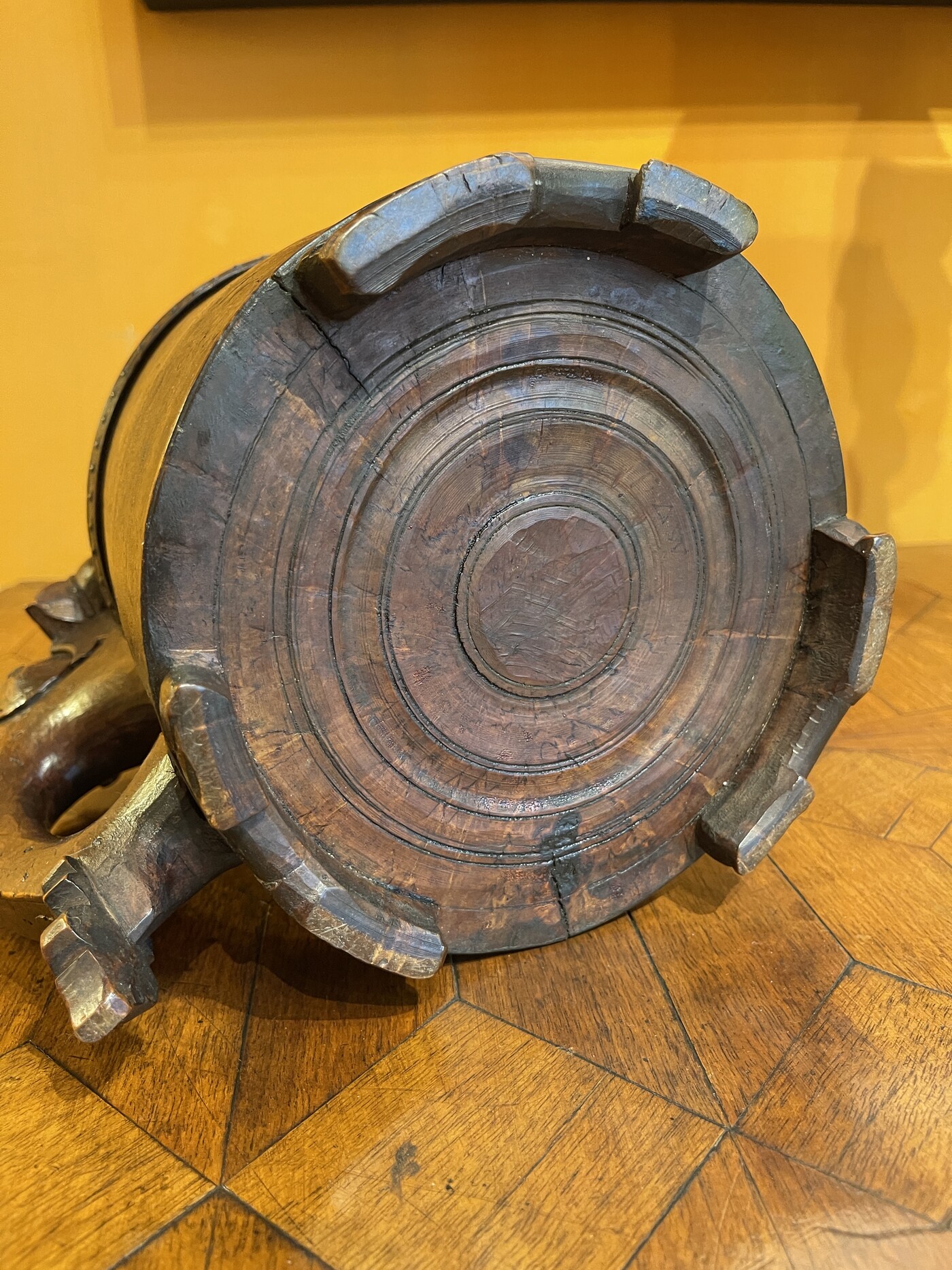 Norwegian Karelian Birch Ceremonial Lion Peg Tankard circa 1750
