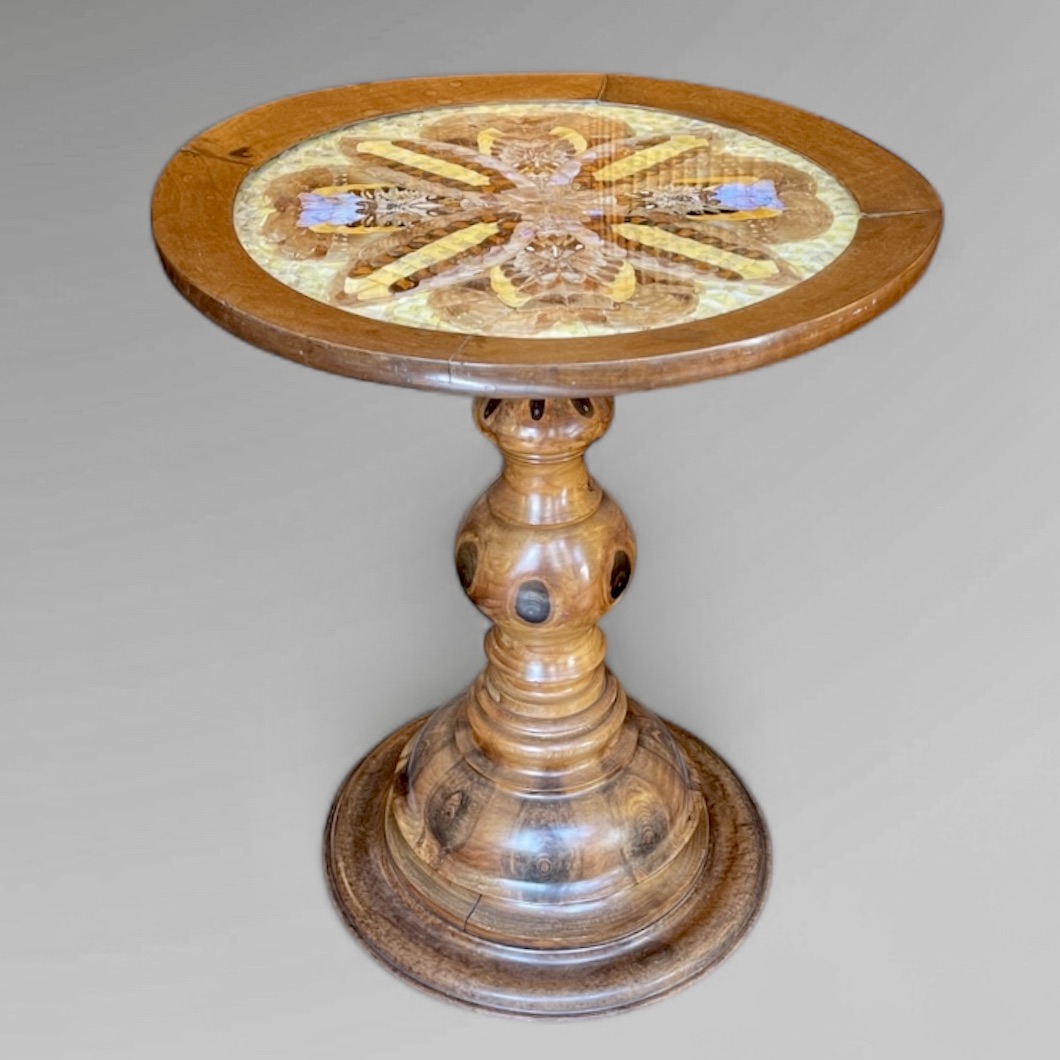 Site table in palmtree , Brazil circa 1920